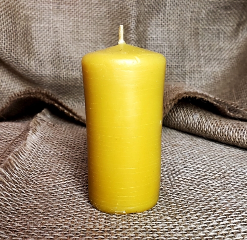 ŚWIECA Z WOSKU PSZCZELEGO - 9cm